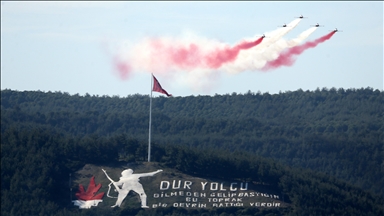 Türk Yıldızları, Çanakkale'de selamlama uçuşu yaptı