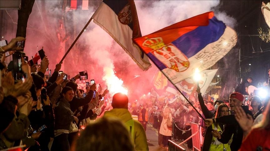 Vuçiq: 56 të plagosur dhe 22 të ndaluar në protesta në Beograd