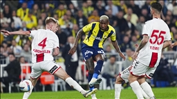 Fenerbahçe zirve yarışında Samsunspor'a takıldı