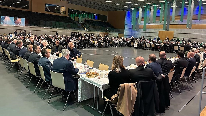 İsviçre'de Uluslararası Demokratlar Birliği iftar programı düzenledi