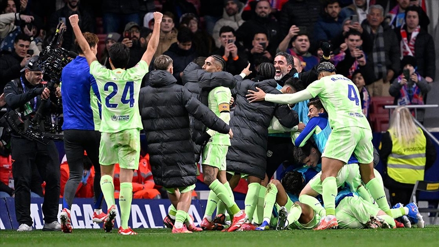 Barcelona, Atletico Madrid'i deplasmanda 4-2 yenerek liderliğini sürdürdü