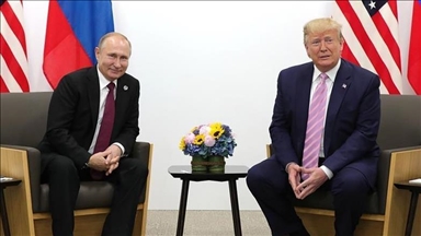 Trump akan bicara dengan Putin tentang gencatan senjata di Ukraina