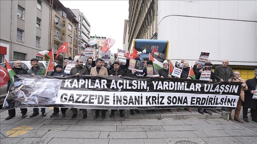 Ankara Filistin Dayanışma Platformu üyelerinden "Gazze'ye yardımlar ulaşsın" çağrısı