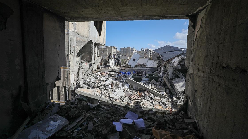 غزة.. مقتل 18 فلسطينيا بقصف إسرائيلي على منازل ومركبة