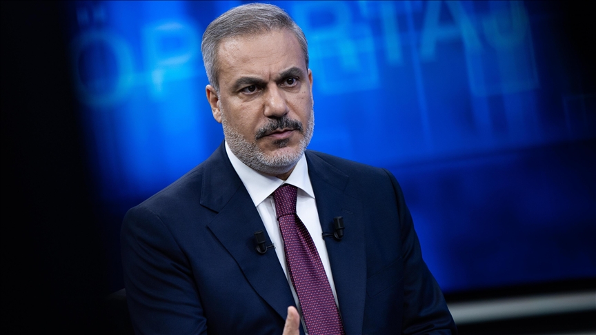 Fidan: Presidenti Trump duhet të bindet të tërheqë ushtrinë nga Siria