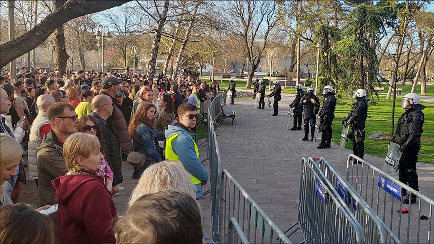 Протест во Ниш поради самитот на Српската напредна партија