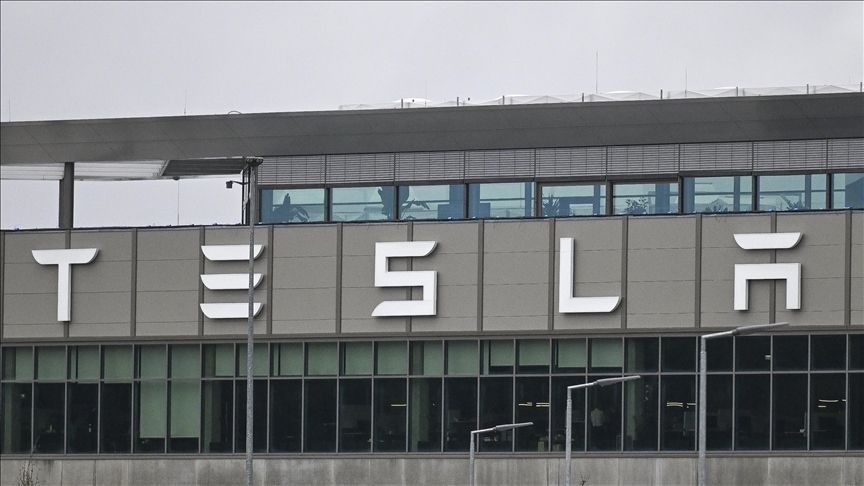 Tesla begins exporting 1st batch of Megapack battery from Shanghai factory