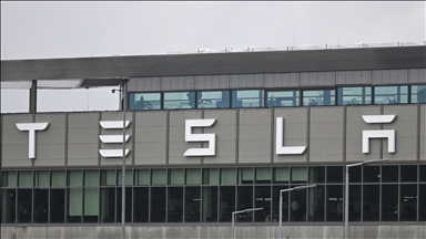 Tesla begins exporting 1st batch of Megapack battery from Shanghai factory