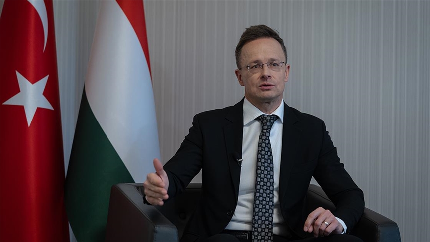 Macaristan Dışişleri Bakanı Szijjarto, barışın sağlanmasında Türkiye'nin önemli bir ortak olduğunu söyledi