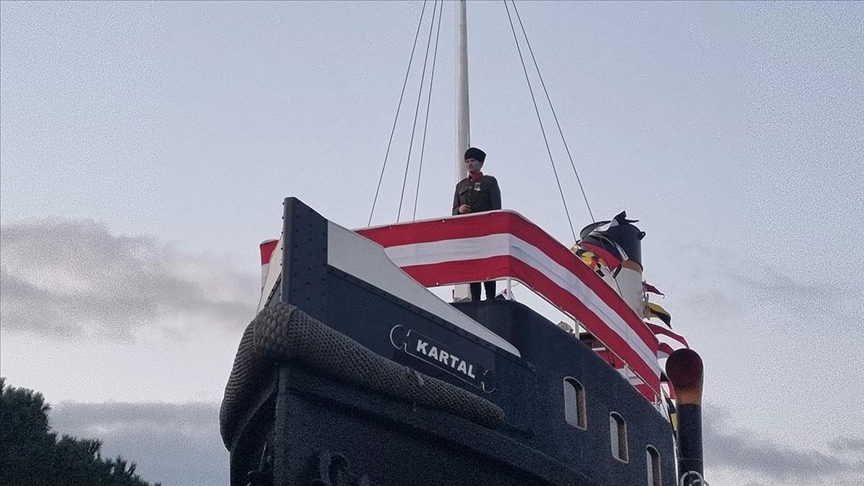 Atatürk'ün "Geldikleri gibi giderler" sözünü söylediği istimbot Çanakkale Deniz Müzesi'nde sergileniyor