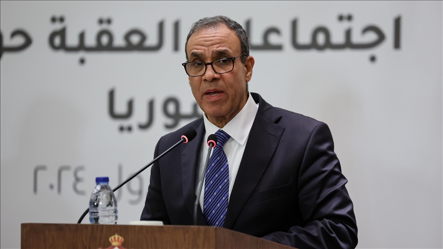 Egypt foreign minister warns of regional escalation risks in calls with Lebanese, Iranian counterparts