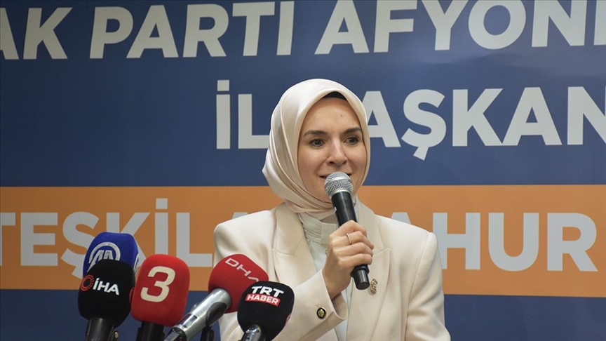 Kadınlarımızı güçlendirmeye yönelik çalışmalar yürütüyoruz Kadınlarımızı güçlendirmeye yönelik çalışmalar yürütüyoruz