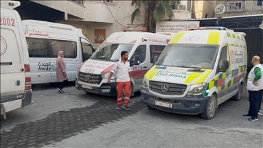 Israel besieges Palestinian Red Crescent ambulances in Rafah, injures paramedics