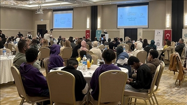 الأردن.. "يونس إمره" يقيم مائدة رمضانية لأطفال جمعية خيرية