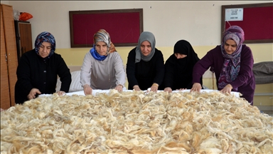 Muş'ta "geleneksel yorgancılık" kadınlar tarafından yaşatılıyor