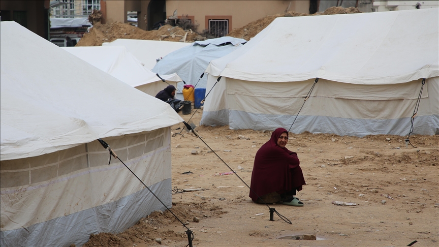 BM: İsrail'in Gazze'ye saldırıları yeniden başlatmasının ardından 124 bin kişi yerinden edildi
