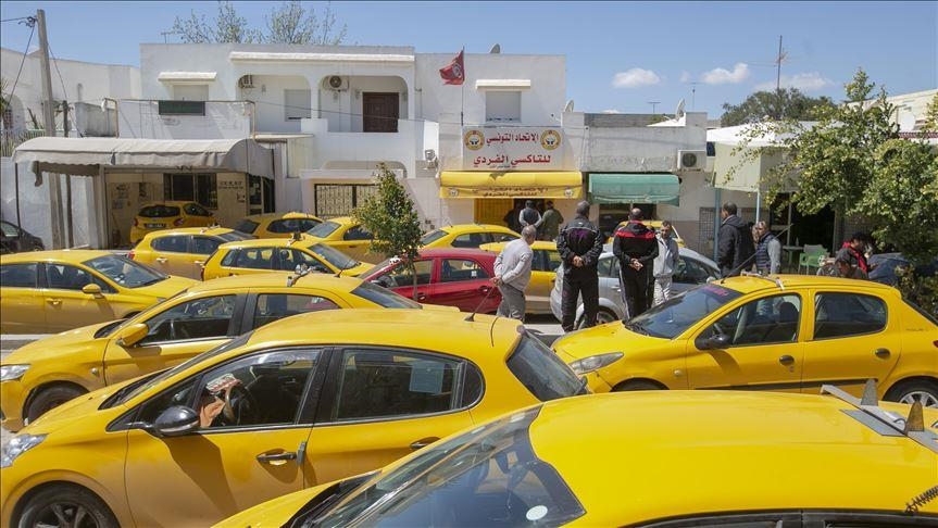 السلطات التونسية تتهم شركات تاكسي بالفساد وغسل الأموال