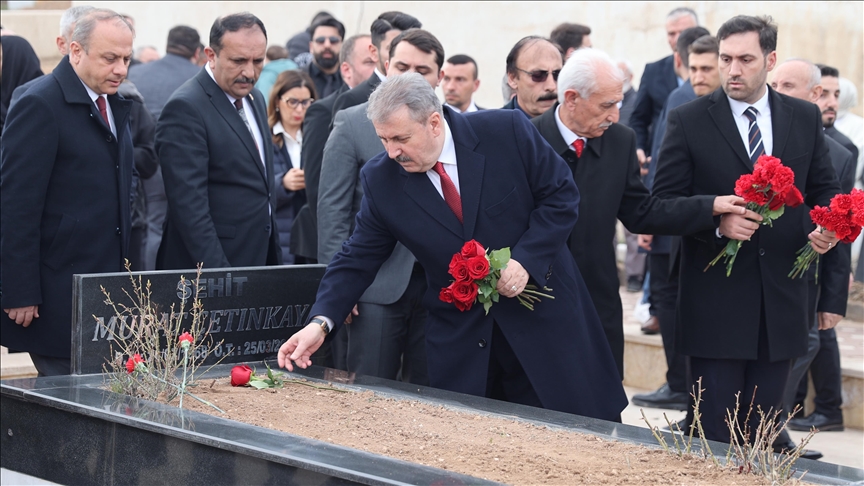 Muhsin Yazıcıoğlu ve beraberindekiler, vefatlarının 16. yılında Sivas'ta anıldı