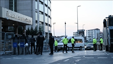 İstanbul'daki gösterilerde suça karışan 172 şüpheli tutuklandı