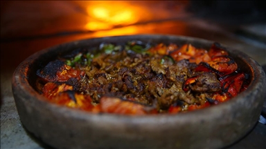 Kahramanmaraş'ta iftar sofralarının ana yemeği: "Eli böğründe"