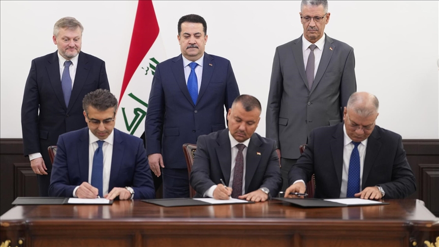 العراق يوقع اتفاقية مع شركة بريطانية لتطوير حقول نفط بكركوك