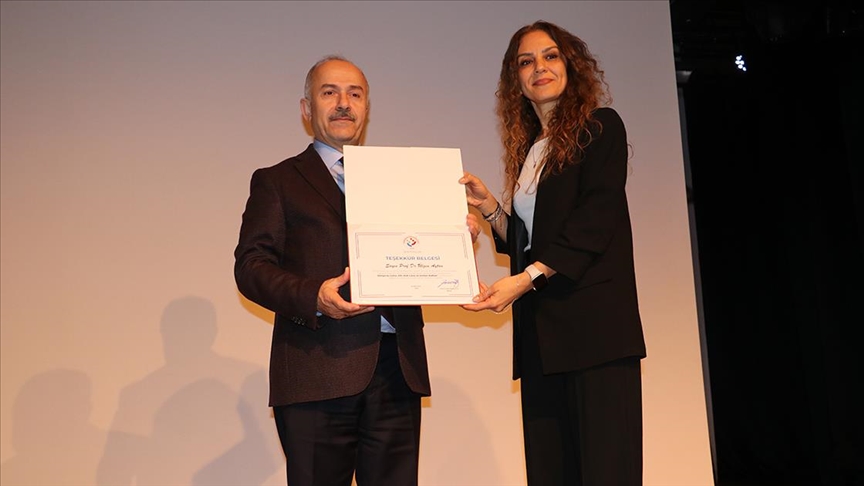 Trabzon'da akademisyenler "su" ve "doğa"nın önemine dikkati çekti