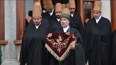 Mevlana Müzesi'nde, Sakal-ı Şerif ziyarete açıldı