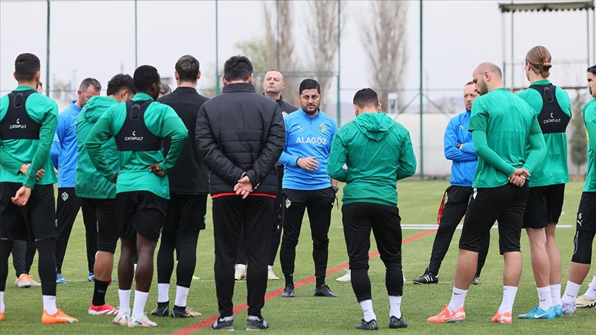 Iğdır FK, play-off sıralamasına girmek için Ümraniyespor karşısına çıkacak