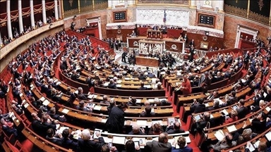 France : LFI lance une pétition pour « convoquer une Assemblée constituante » afin de passer à la VIe République