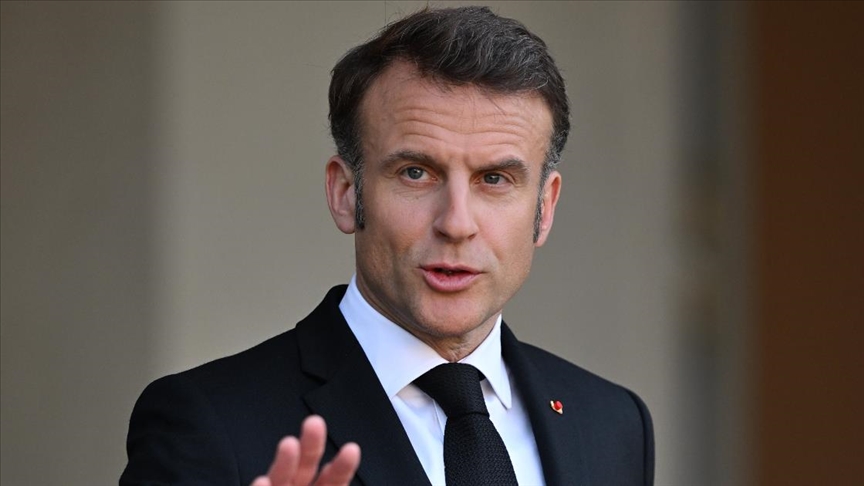 Макрон осудил удары Израиля по Ливану