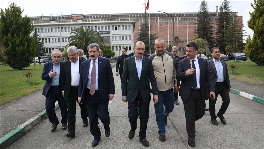 TBMM Plan ve Bütçe Komisyonu Başkanı Muş, Chery'nin yatırım planladığı OSB'de incelemelerde bulundu