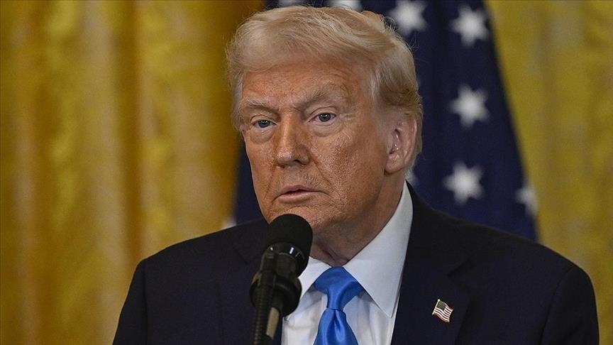 Trump, Politico'nun hükümetten aldığı öne sürülen 8 milyon dolarlık fonu geri istedi