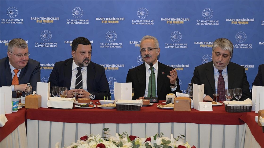 Ulaştırma ve Altyapı Bakanı Bakanı Uraloğlu: Demir yolunda hedef 28 bin 500 kilometre