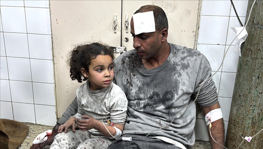 Israel kills 3 Palestinians, destroys residential buildings in Gaza Israel kills 3 Palestinians, destroys residential buildings in Gaza