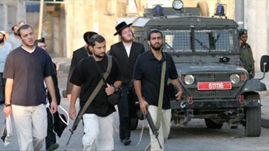 إصابة 5 فلسطينيين باعتداء مستوطنين إسرائيليين جنوب الضفة