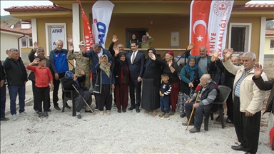 İslahiye'deki 4 bininci kalıcı konut hak sahibine teslim edildi