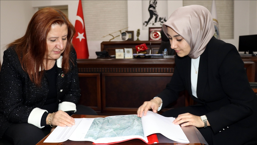 Gümüşhacıköy ilçesini kadınlar yönetiyor