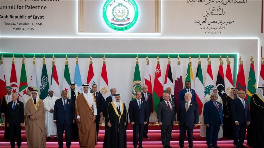 عيد الفطر.. قادة عرب يتبادلون اتصالات وبرقيات التهاني (محصلة)