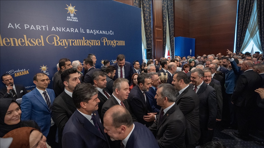 AK Parti'de "Geleneksel Bayramlaşma Programı" düzenlendi