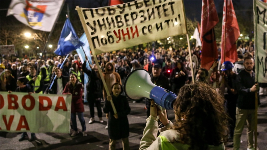 U Beogradu protest podrške akademskoj zajednici nakon napada na dekanesu