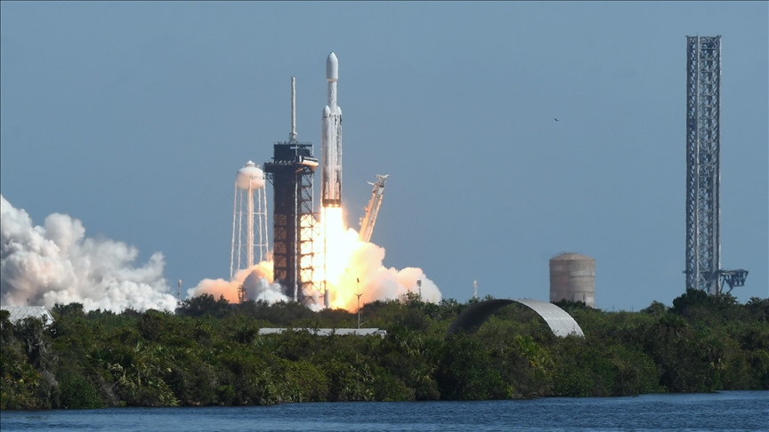 SpaceX makes history with 1st crewed polar orbit mission