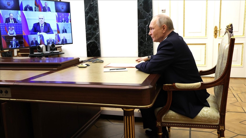 Путин провел заседание Совета безопасности России