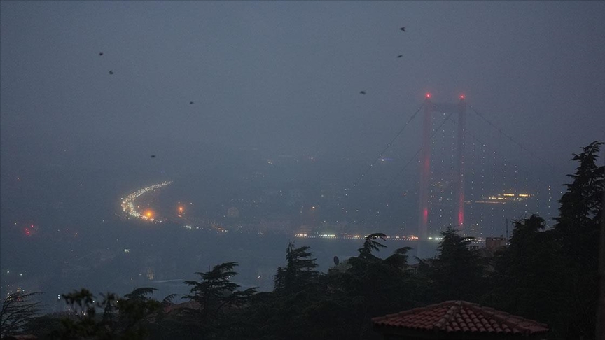 İstanbul'da sis etkili oluyor