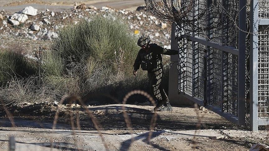 Israel suspends entry of Druze workers from southern Syria: Report