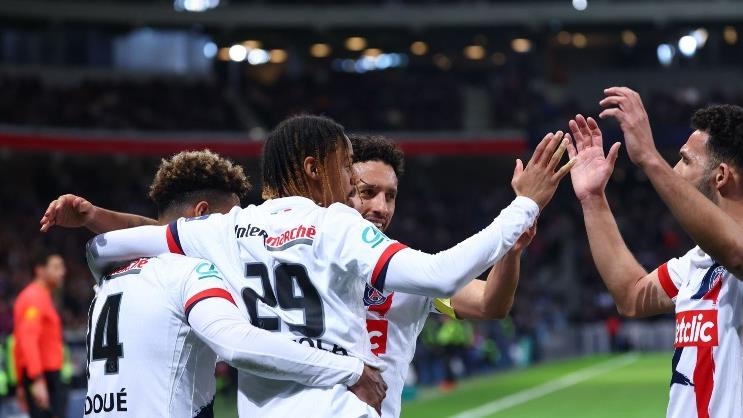 قدم.. باريس سان جيرمان يتأهل لنهائي كأس فرنسا