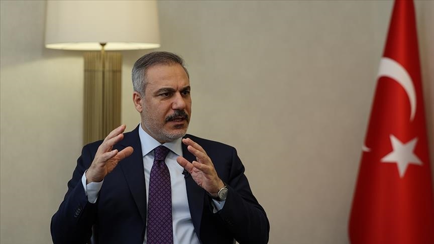 فيدان يتجه إلى بروكسل للمشاركة باجتماع وزراء خارجية "الناتو"