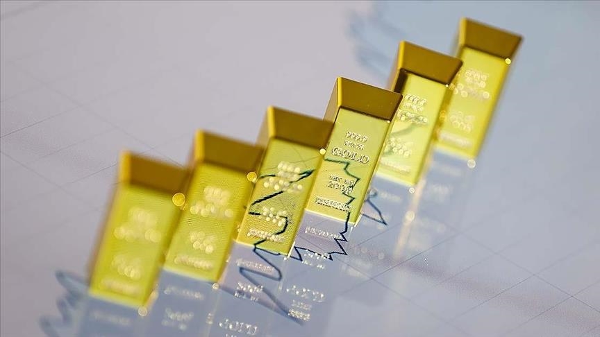 Russia to resume domestic FX, gold sales after over a year's hiatus