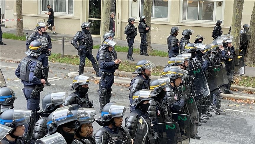 Paris, përplasje në protestat e studentëve kundër shkurtimit të fondeve universitare