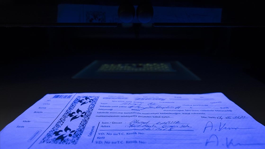 Karmaşık ve kutu dışına taşırılan imza dolandırılma riskini azaltıyor