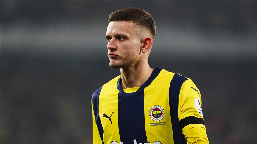 Szymanski, Fenerbahçe'de ilk iki sezonunda "dalya" diyen ikinci futbolcu  olacak